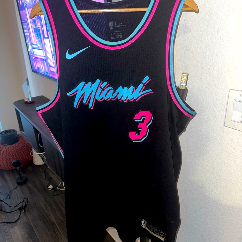 Nike Authentic XL(52) Miami Heat Dwayne Wade City Edition Jersey Miami Vice